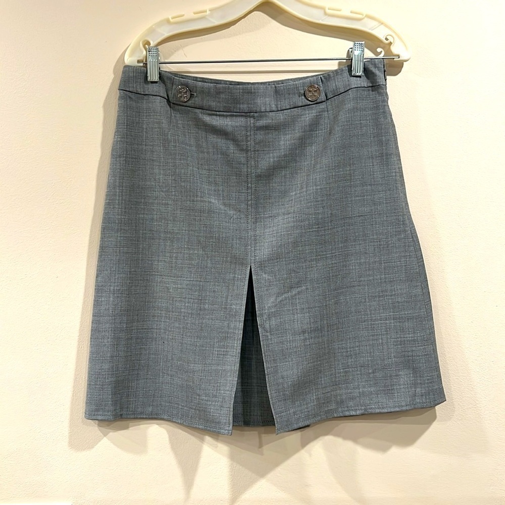 🔥Tory Burch Elegant Gray Skirt🔥